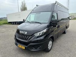 Zwart Gebruikt 2020 Iveco Daily Van | € 19.950