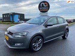 Grijs Gebruikt 2013 VW Polo Comfortline Hatchback | € 4.999 (Eerlijke prijs)