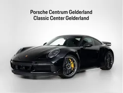Zwart Nieuw 2025 Porsche 911 Turbo S Coupé | € 382.261 (Eerlijke prijs)