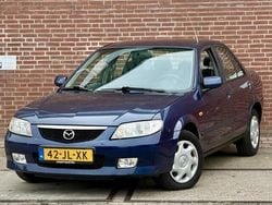Blauw Gebruikt 2002 Mazda 323 Touring Sedan | € 2.450 (Iets duurder)