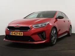 Rood metallic Gebruikt 2021 Kia ProCeed 4 Hatchback | € 24.895 (Eerlijke prijs)