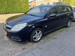 Blauw Gebruikt 2007 Opel Vectra Essentia Stationwagen | € 1.750 (Goede deal)