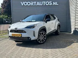 Grijs Gebruikt 2024 Toyota Yaris Cross Sport SUV | € 32.750 (Eerlijke prijs)