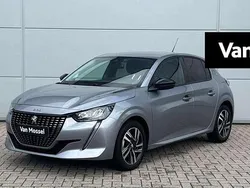 Grijs Gebruikt 2024 Peugeot 208 Allure Hatchback | € 21.940 (Iets duurder)