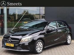 Zwart Gebruikt 2017 Mercedes A160 Ambition Hatchback | € 16.555 (Eerlijke prijs)