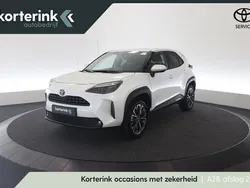 Wit Gebruikt 2022 Toyota Yaris Cross Executive SUV | € 26.950 (Eerlijke prijs)