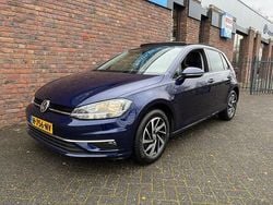 Blauw Gebruikt 2019 VW Golf VII Join Hatchback | € 15.955 (Goede deal)