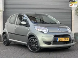 Groen, metallic lak Gebruikt 2009 Citroën C1 Hatchback | € 3.995 (Eerlijke prijs)