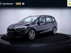Zwart, metallic lak Gebruikt 2020 BMW 218 Gran Tourer Sport Line MPV | € 23.750 (Goede deal)
