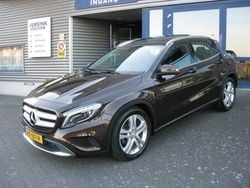 Bruin Gebruikt 2014 Mercedes GLA200 Ambition SUV | € 14.750 (Eerlijke prijs)