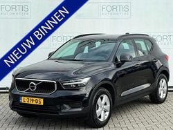 Zwart Gebruikt 2021 Volvo XC40 Momentum SUV | € 28.500 (Super prijs)