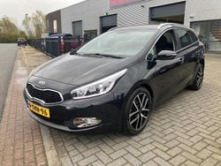 Zwart Gebruikt 2014 Kia Ceed Hatchback | € 9.500 (Duur)