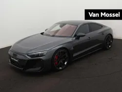 Grijs Nieuw 2025 Audi RS e-tron GT Performance Sedan | € 185.000