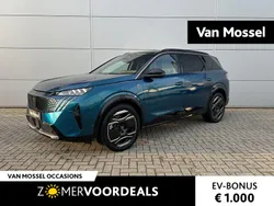 Blauw Gebruikt 2024 Peugeot e-5008 GTi SUV | € 40.940 (Goede deal)