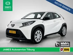 Wit Gebruikt 2023 Toyota Aygo Play Hatchback | € 16.840 (Eerlijke prijs)