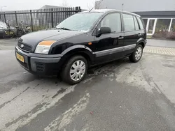 Zwart Gebruikt 2010 Ford Fusion Cool & Sound Edition MPV | € 2.575 (Eerlijke prijs)