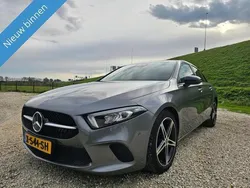 Grijs Gebruikt 2020 Mercedes A200 Premium Sedan | € 22.950 (Eerlijke prijs)
