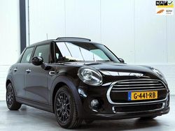 Zwart Gebruikt 2019 Mini ONE Business Hatchback | € 18.950 (Eerlijke prijs)
