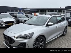 Grijs Gebruikt 2023 Ford Focus ST-Line Stationwagen | € 23.950 (Iets duurder)
