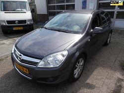 Grijs Gebruikt 2009 Opel Astra Cosmo Hatchback | € 1.699 (Eerlijke prijs)