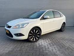 Wit Gebruikt 2009 Ford Focus Sport Hatchback | € 2.999 (Eerlijke prijs)