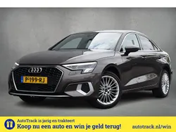 Bruin Gebruikt 2022 Audi A3 Advanced Sedan | € 21.950 (Goede deal)