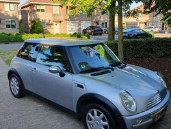 Grijs Gebruikt 2004 Mini ONE Salt Hatchback | € 1.650 (Goede deal)