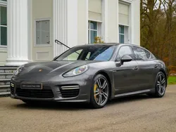 , metallic lak Gebruikt 2014 Porsche Panamera Turbo S Executive Sedan | € 37.950