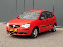 Rood Gebruikt 2009 VW Polo Trendline Hatchback | € 999 (Super prijs)