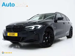 Zwart Gebruikt 2022 BMW 320e Shadowline Stationwagen | € 32.840 (Eerlijke prijs)