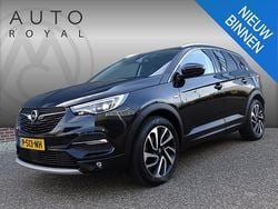 Zwart Gebruikt 2018 Opel Grandland X Innovation SUV | € 12.995 (Eerlijke prijs)