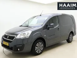 Wit Gebruikt 2016 Peugeot Partner S MPV | € 11.950