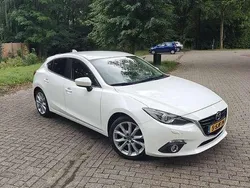 Wit Gebruikt 2013 Mazda 3 Hatchback | € 11.950 (Iets duurder)