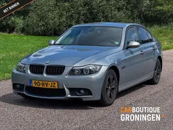 Grijs, metallic lak Gebruikt 2005 BMW 320 Executive Sedan | € 2.490 (Super prijs)