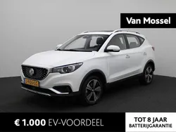 Wit Gebruikt 2020 MG ZS Luxury Sedan | € 14.995 (Eerlijke prijs)
