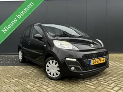Zwart Gebruikt 2013 Peugeot 107 Active Hatchback | € 2.250 (Goede deal)