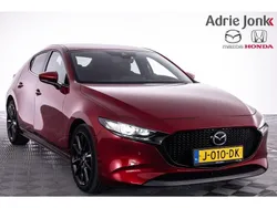 Soul red crystal m Gebruikt 2020 Mazda 3 Luxury Hatchback | € 23.439 (Eerlijke prijs)