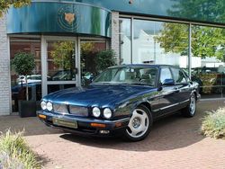, metallic lak Gebruikt 1995 Jaguar XJR Sedan | € 9.950