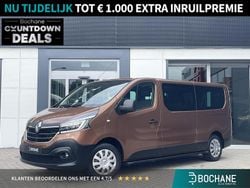 Bruin Gebruikt 2021 Renault Trafic Zen MPV | € 30.745