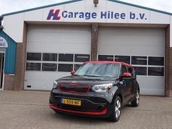 Zwart, metallic lak Gebruikt 2018 Kia Soul EV SUV | € 11.950 (Goede deal)