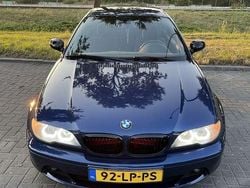Blauw Gebruikt 2003 BMW 325 Executive Coupé | € 4.000 (Eerlijke prijs)