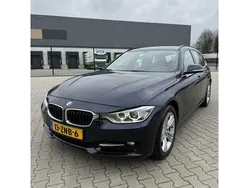 Blauw Gebruikt 2013 BMW 320 Executive Stationwagen | € 7.999 (Goede deal)