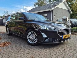 Zwart (metallic) Gebruikt 2020 Ford Focus Business Edition Stationwagen | € 9.010 (Super prijs)