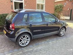 Zwart Gebruikt 2009 VW Polo Cross Hatchback | € 4.000 (Eerlijke prijs)