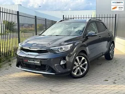 Grijs Gebruikt 2020 Kia Stonic SUV | € 16.995 (Goede deal)