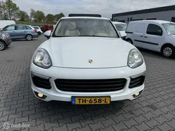 Wit Gebruikt 2015 Porsche Cayenne SUV | € 26.450 (Eerlijke prijs)