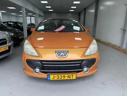Oranje Gebruikt 2006 Peugeot 307 CC Cabriolet | € 2.749 (Eerlijke prijs)