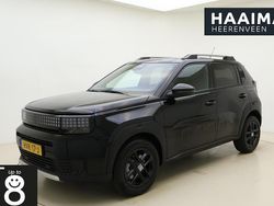 Zwart Nieuw 2025 Fiat Panda Icon SUV | € 27.950 (Eerlijke prijs)
