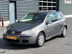 Grijs Gebruikt 2005 VW Golf IV Business Hatchback | € 650 (Super prijs)