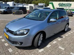 Blauw Gebruikt 2009 VW Golf VI Highline Hatchback | € 7.000 (Iets duurder)
